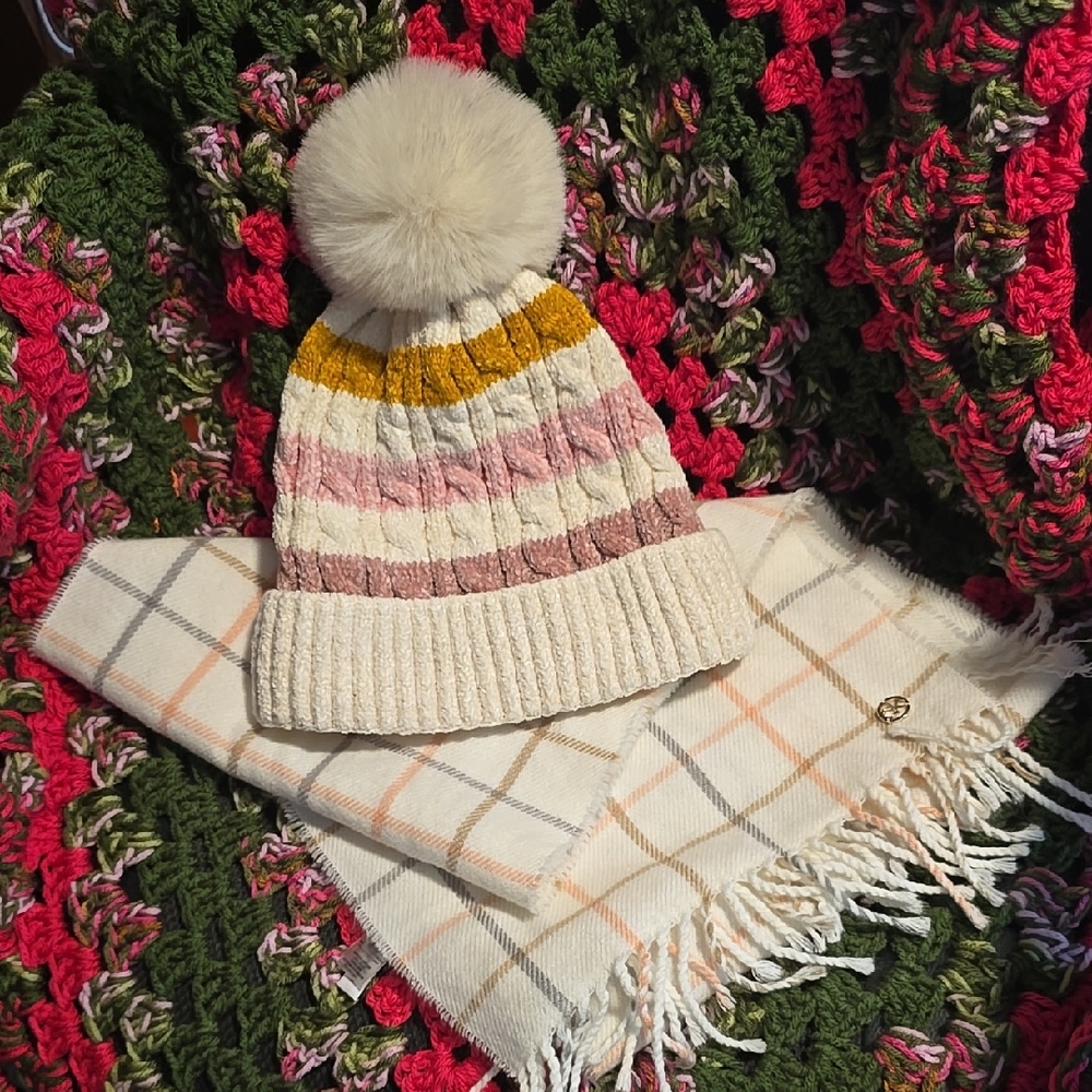 Calvin Klein Ivory Scarf & Marcus Adler Hat
